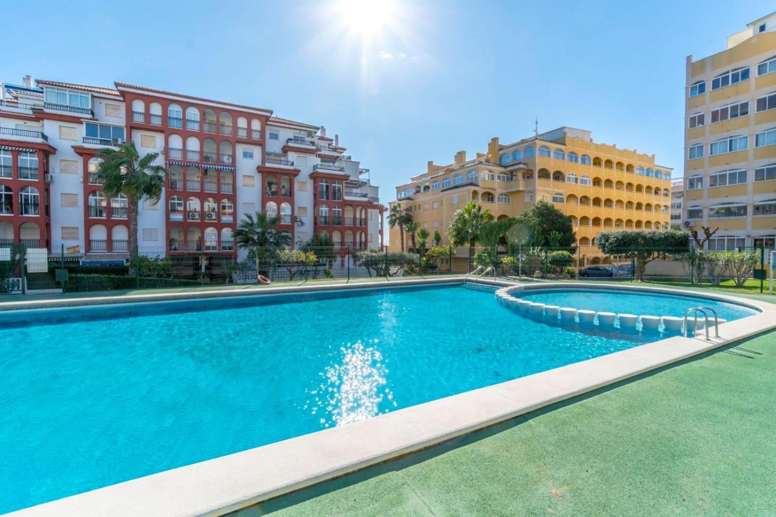 Nice Modern 2 Bed Apartment In Torrievieja 托雷维耶哈 外观 照片