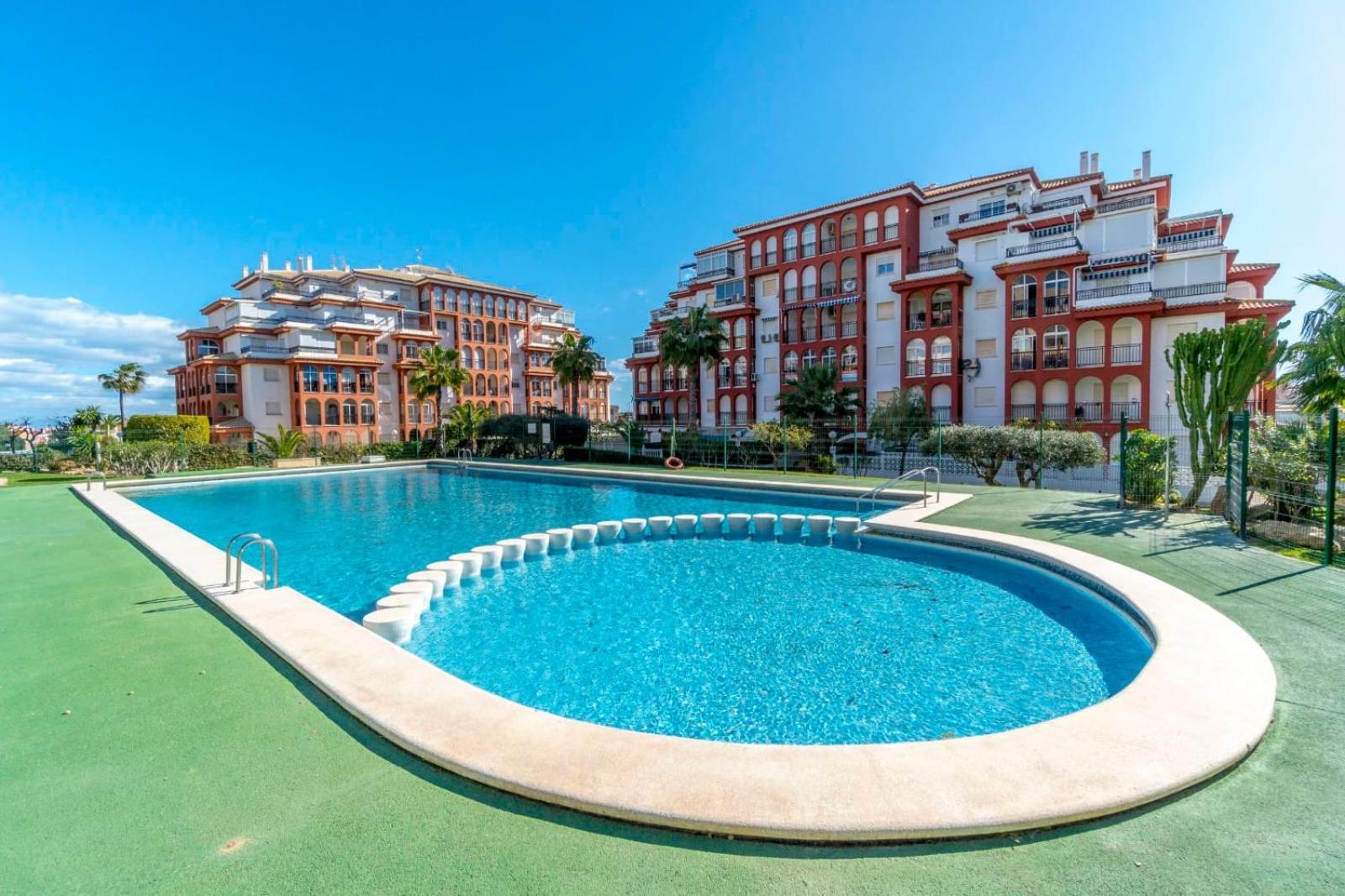 Nice Modern 2 Bed Apartment In Torrievieja 托雷维耶哈 外观 照片