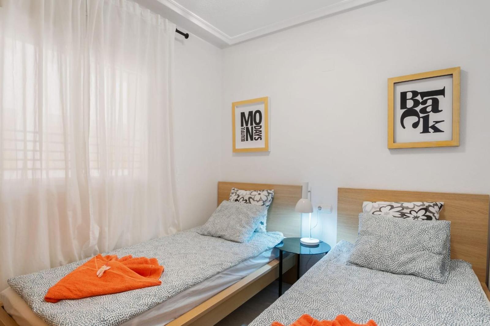 Nice Modern 2 Bed Apartment In Torrievieja 托雷维耶哈 外观 照片