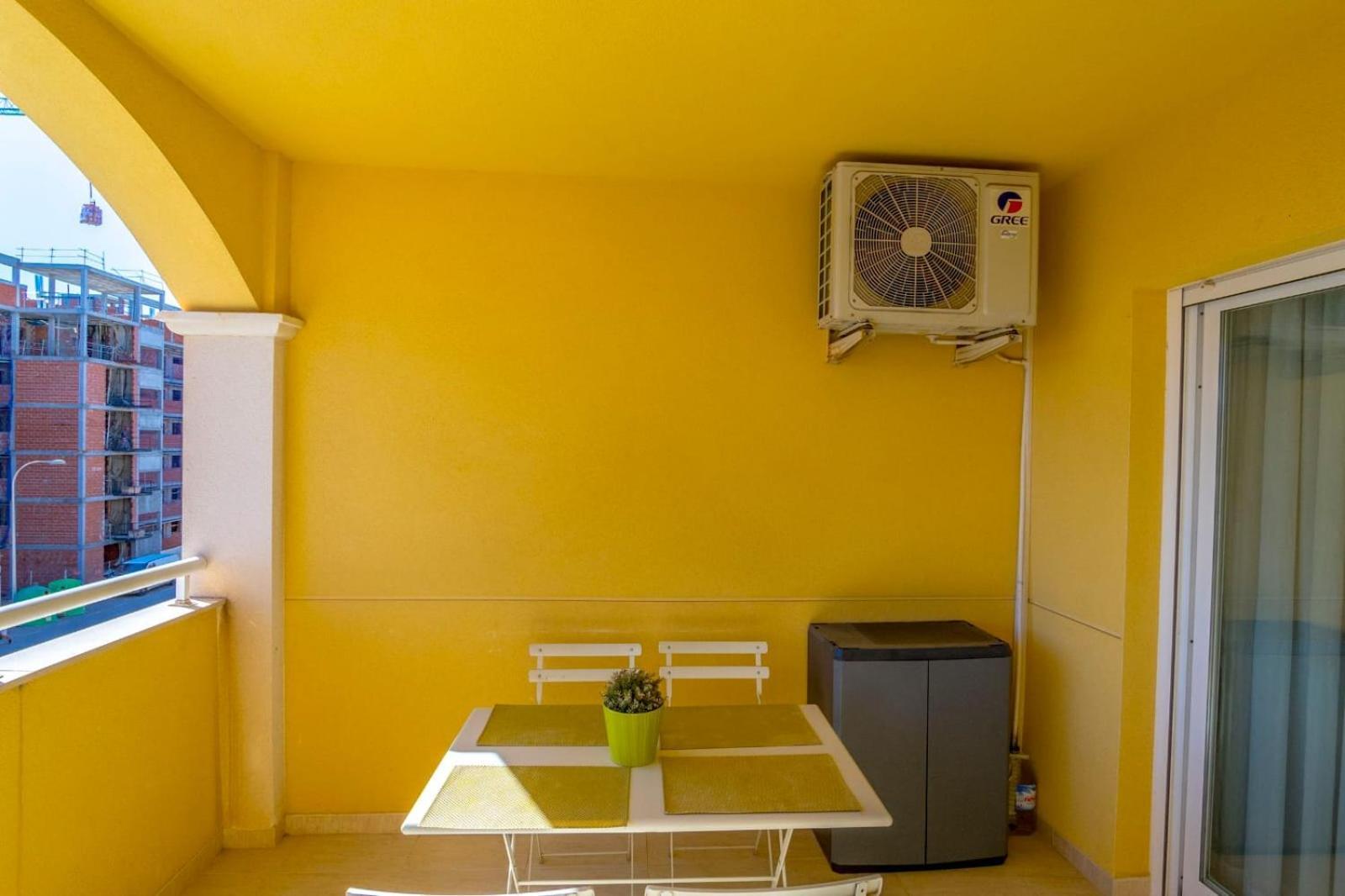 Nice Modern 2 Bed Apartment In Torrievieja 托雷维耶哈 外观 照片